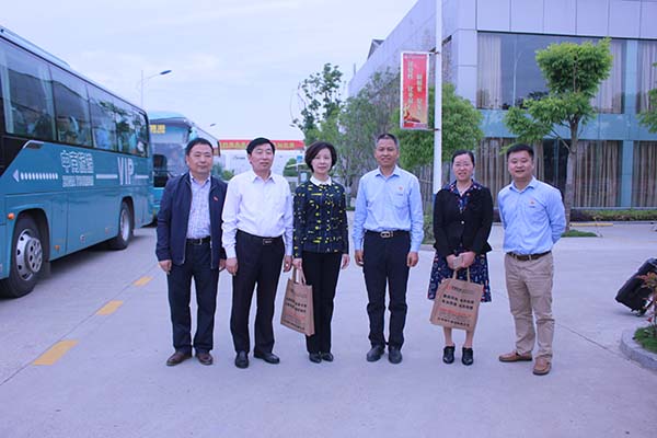 市委領(lǐng)導(dǎo)蒞臨安邦電氣股份指導(dǎo)非公黨建工作(圖1) 市委領(lǐng)導(dǎo)蒞臨安邦電氣股份指導(dǎo)非公黨建工作(圖1)